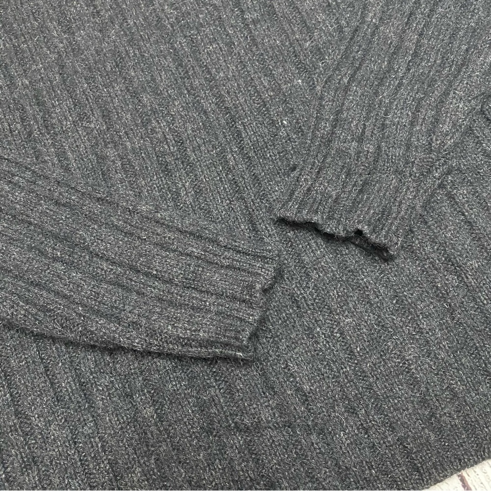 J. Crew Men's Wool Charcoal V-Neck Sweater - Picture 3 of 7